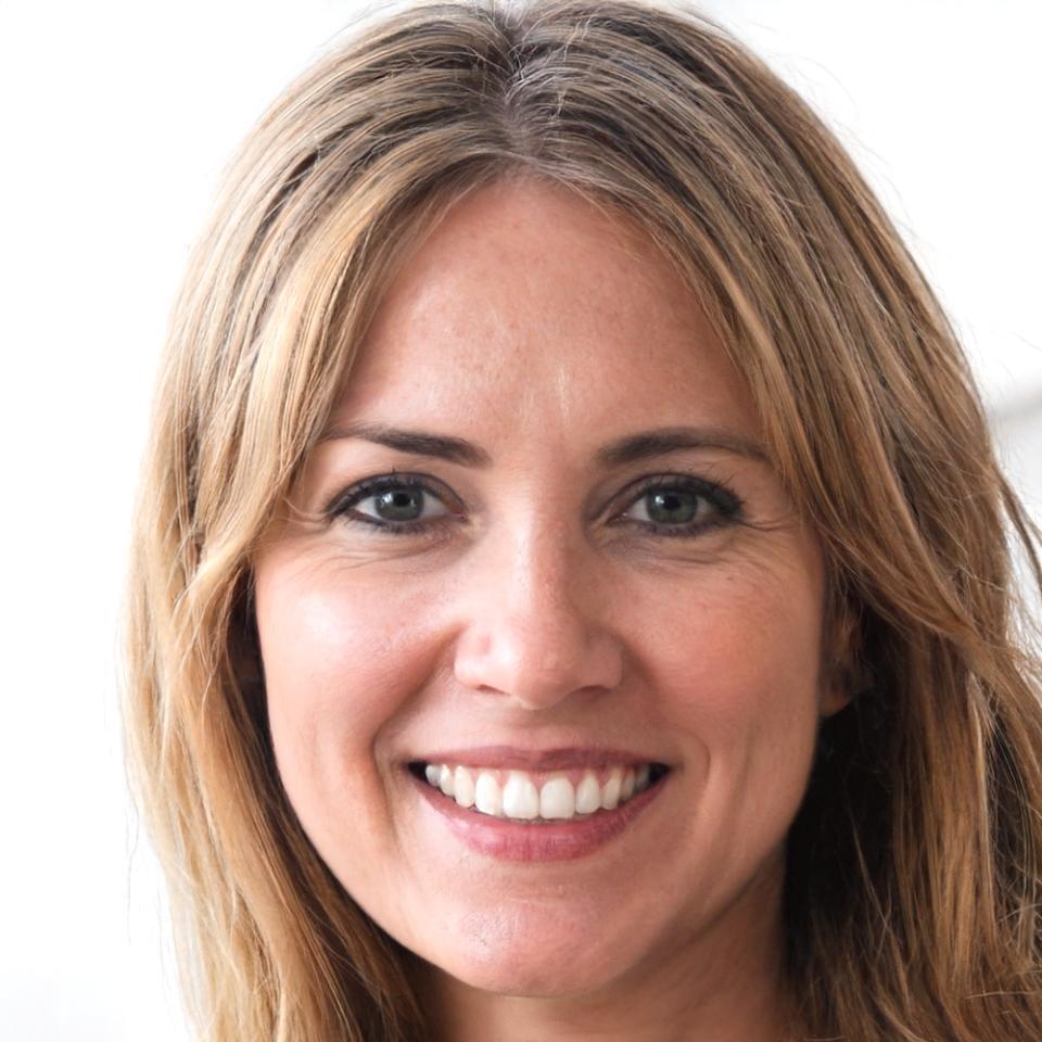Ana Martínez